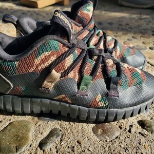 New Balance PlaygruV Camo sneakers. Toddler size 10